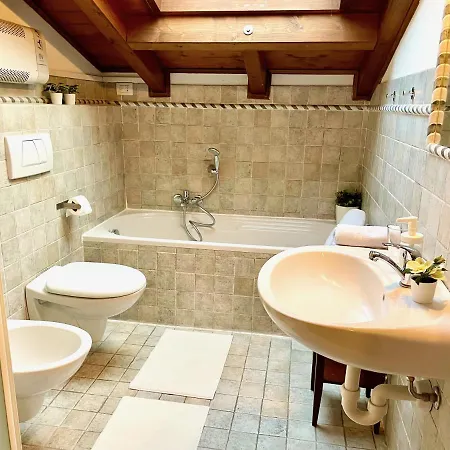 Apartment Appartamenti Casa Lory *